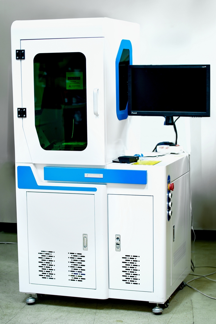 Gravirovaci laser LXF50W 1 | ADDAT s.r.o. | Zakázková výroba elektroniky, EMS služby - Liberec